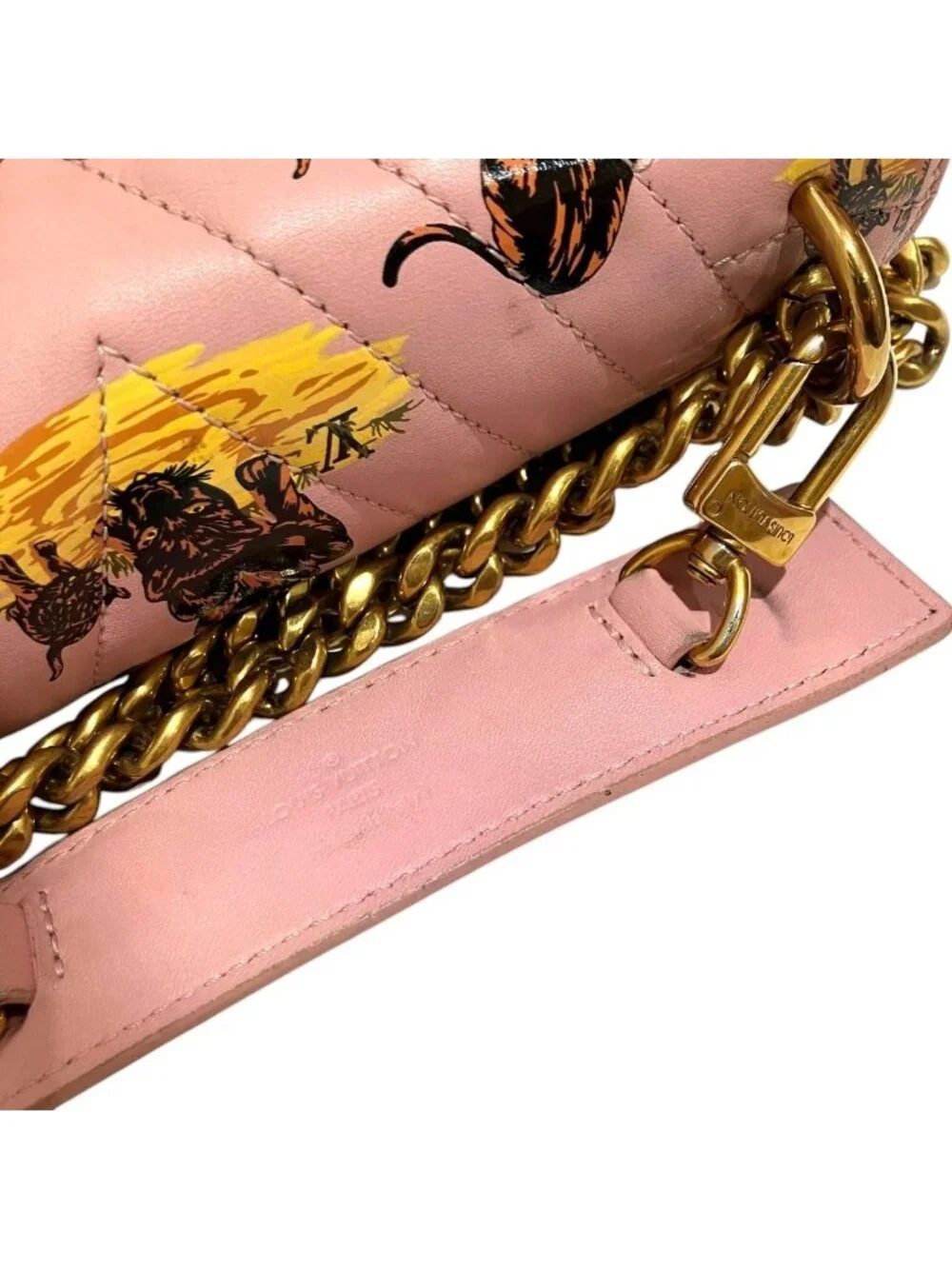 Louis Vuitton Chain Back PM New Wave Shoulder Bag Quilted Calfskin